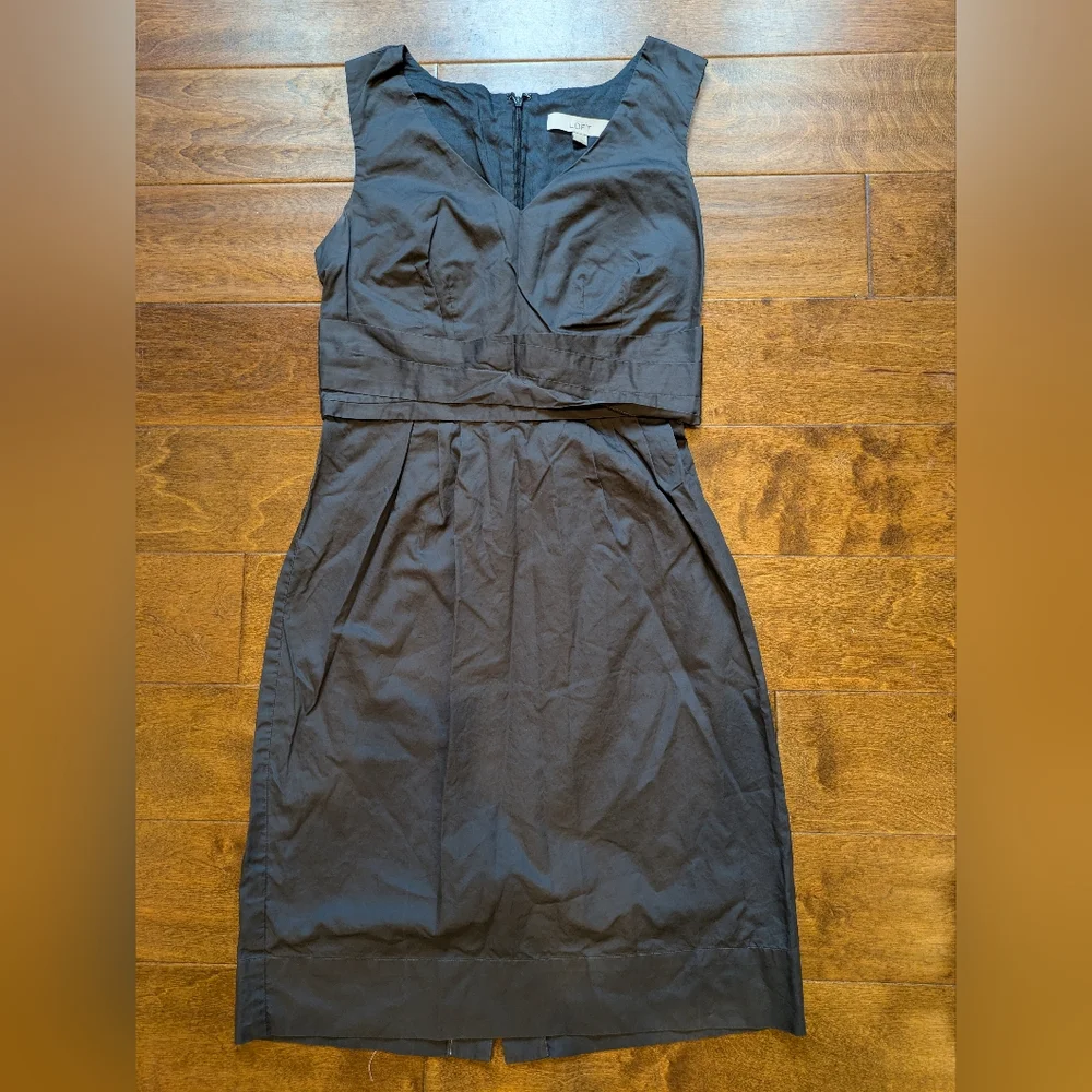 Ann Taylor Loft Grey Banded Pleated Waist Dress - Picture 1 of 4